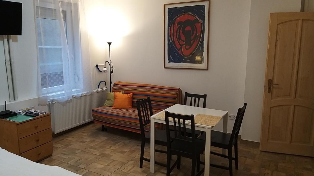 O-Ujlak Apartman Budapest Exterior photo
